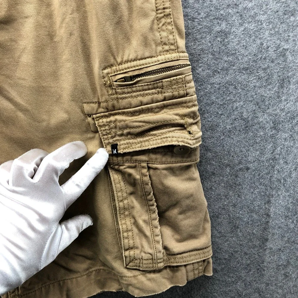 Vintage Y2K Hurley Cargo Shorts Mens 32 Tan Brown Southwestern Trim Surf Skate